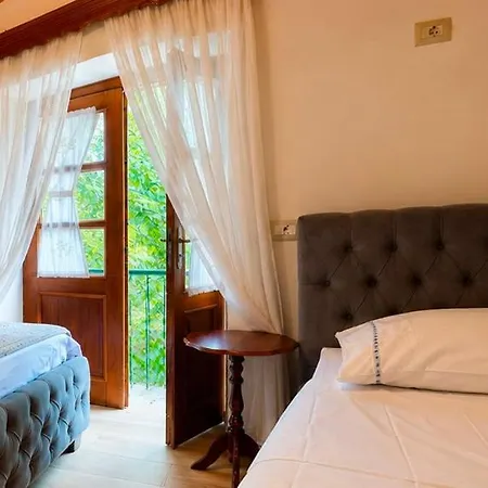Peshtura Guest house Progonat